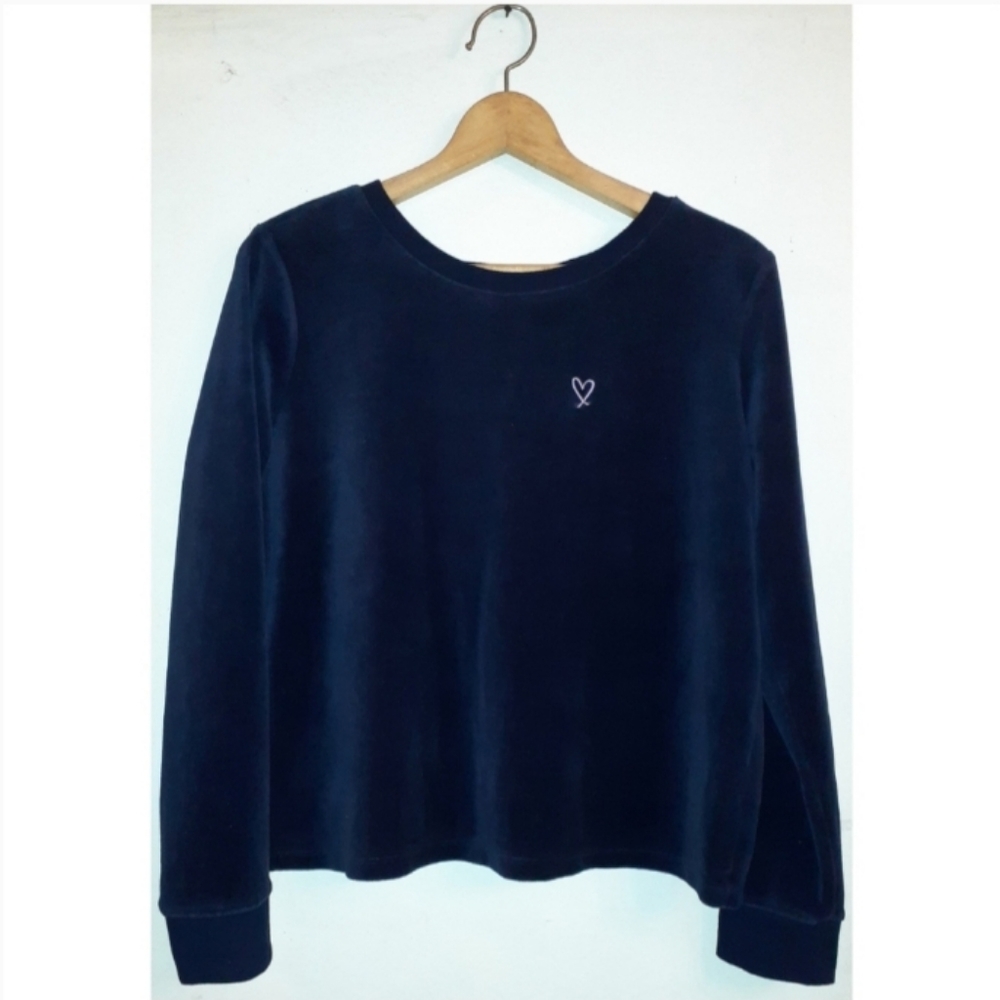 🔵|Victoria Secret Open Back Sweater|50% OFF